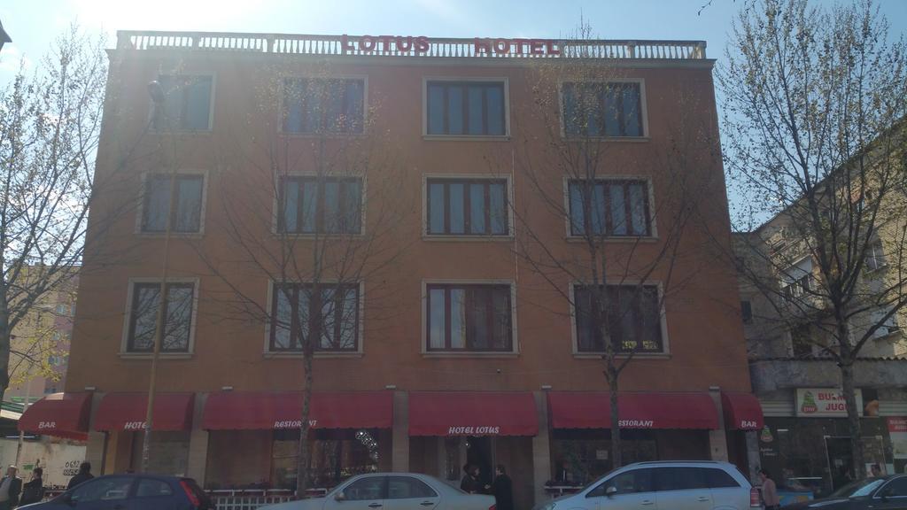Hotel Lotus Tirana Exterior foto